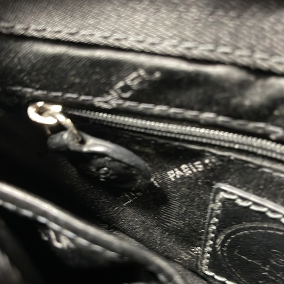 Lancel Paris leather adjustable strap cross body. Black canvas. Exceptional - Picture 4 of 5